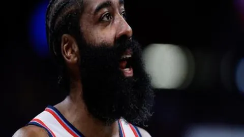 “迈阿密大师赛德约科达之战明日拂晓五点改期进行”